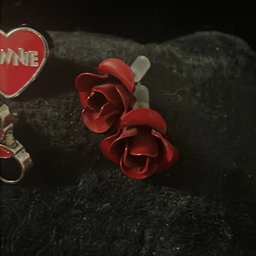 Pair of Authentic Disney Minnie Mouse Heart Earrings with Roses